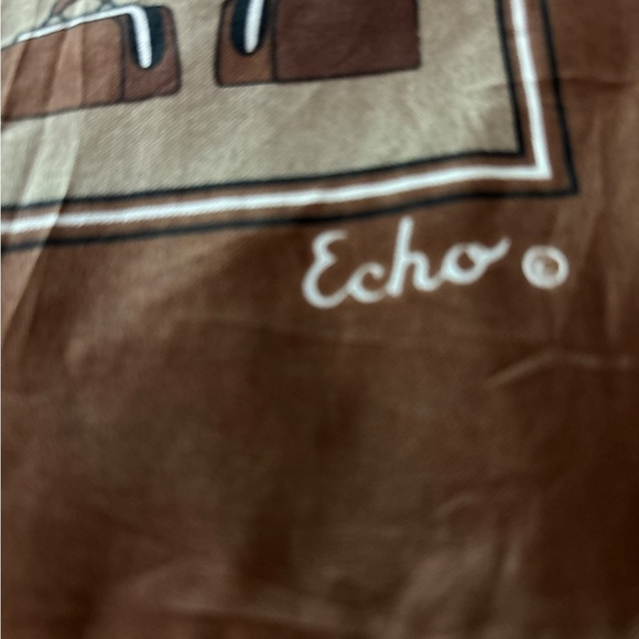 Vintage Echo scarf. Silk and Venal blend.  Dark brown border, cute suitcases. - Picture 4 of 5